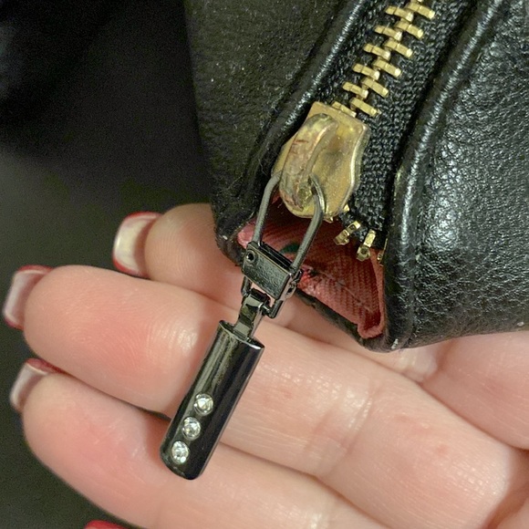 🌹Betsy Johnson pink floral bow shoulder / hand bag vintage black oversized - Picture 12 of 16